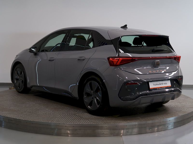 Cupra Born (2023) ELECTRIC 150KW / 62kWh 92% SOH - fotka 7 z 35