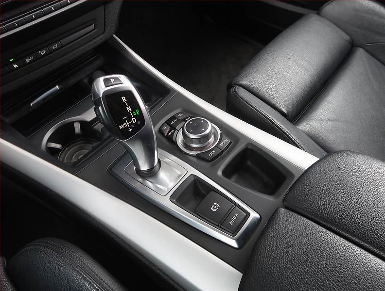 BMW X5 (2012) xDrive40d, 4X4, Automat - fotka 13 z 23