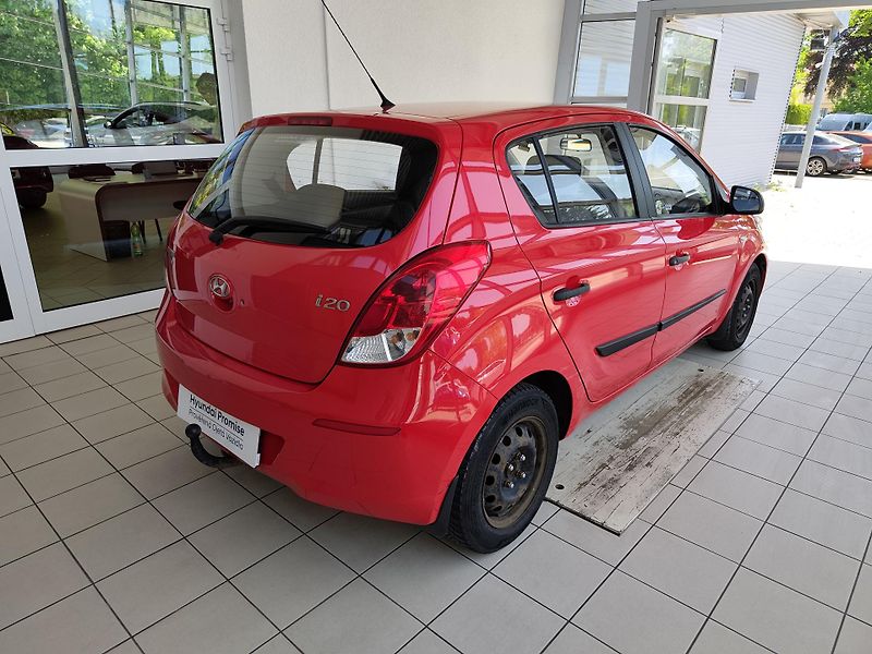 Hyundai i20 (2012) 1.2i 62kW, Klima - fotka 4 z 16