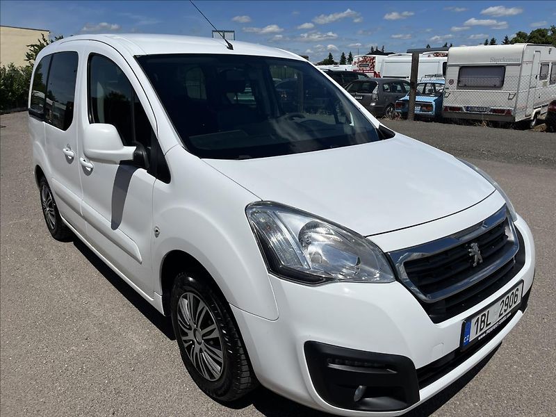 Peugeot Partner 1,6 HDi 5MÍST KLIM ROZVODY DPH - fotka 3 z 39