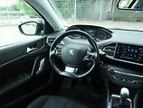 Peugeot 308 (2019) 1.2 PureTech, Serv.kniha, Navi - náhled 7