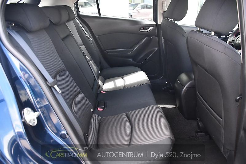 Mazda 3 2.0 SkyActiv-G120  - fotka 16 z 47