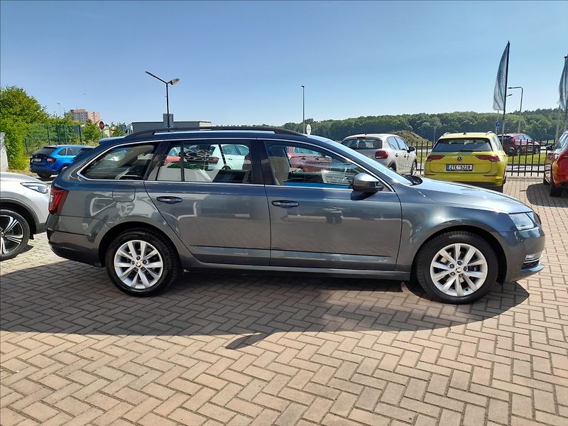 Škoda Octavia 1,6 TDi Style - fotka 5 z 19