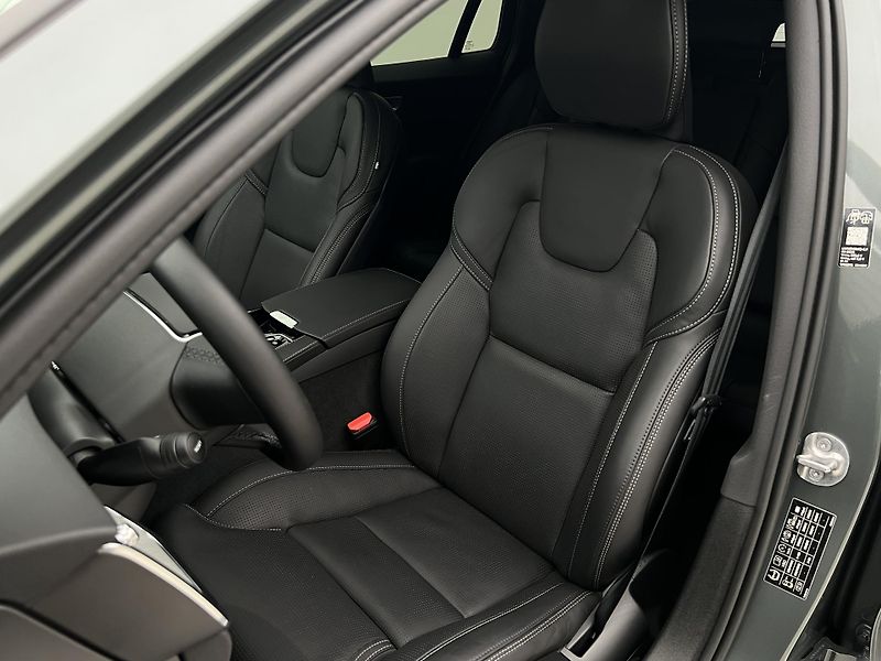 Volvo V60 T8 AWD BRIGHT PLUS AUT CZ  - fotka 18 z 48