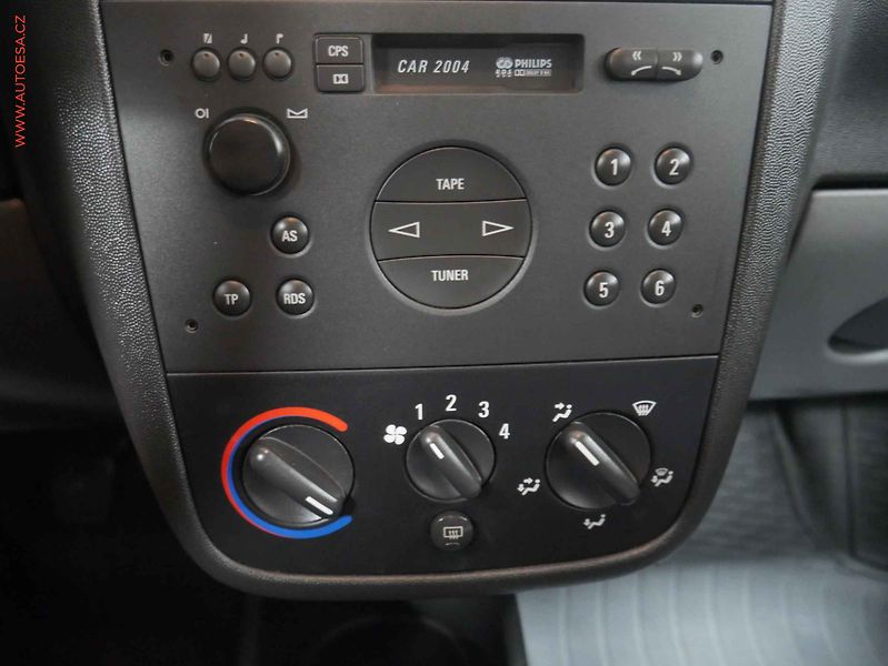 Opel Corsa (2002) 1.2i, ČR, STK4/28 - fotka 17 z 17