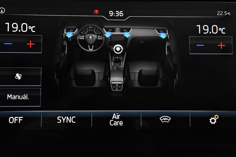 Škoda Octavia 1.4 TSi G-TEC STYLE, NAVI, LED - fotka 24 z 48