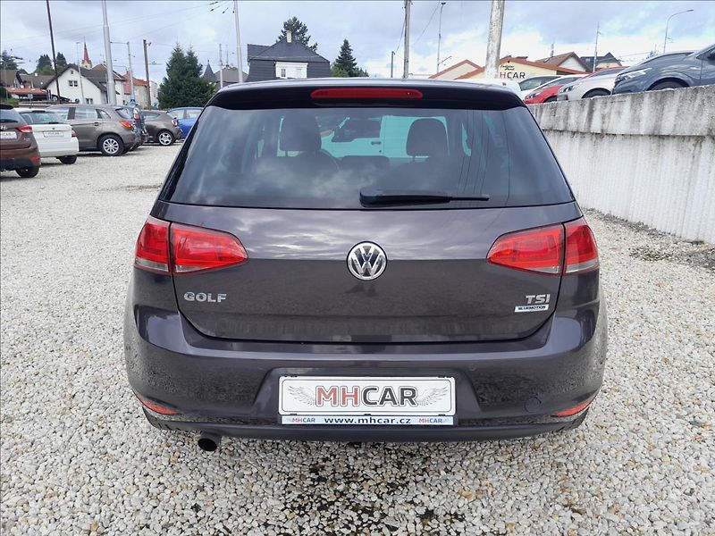 Volkswagen Golf VII 1,2 TSI 81kW LOUNGE - fotka 6 z 60