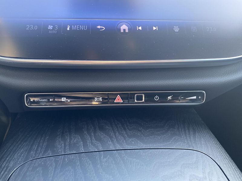 Mercedes-Benz Třídy E E 220d 4M AMG - fotka 26 z 27