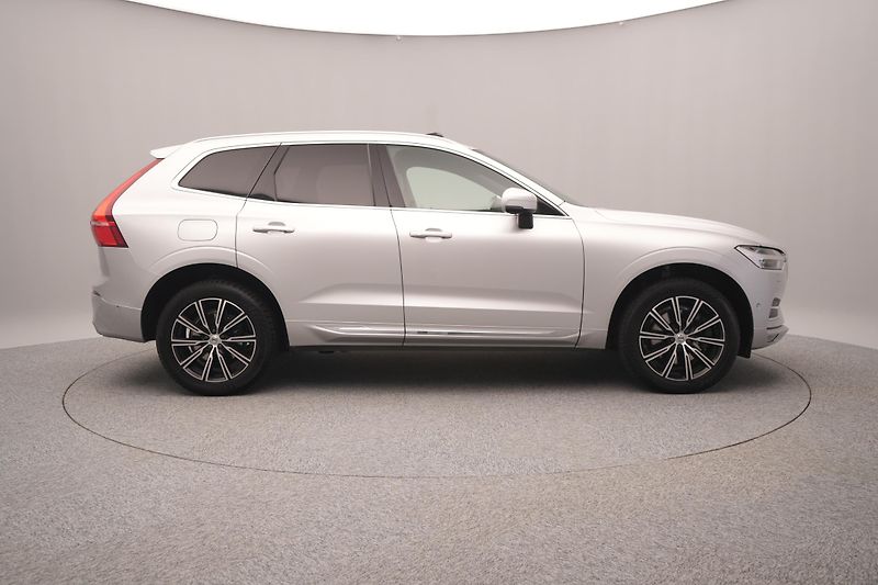 Volvo XC60 B4 AWD INSCRIPTION  - fotka 11 z 55