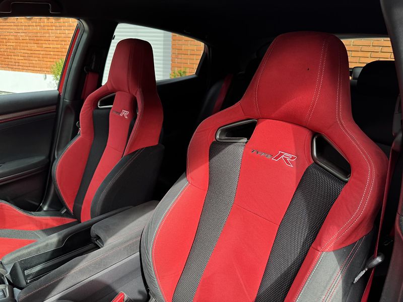 Honda Civic TYPE R - 364PS - R19 - fotka 17 z 33