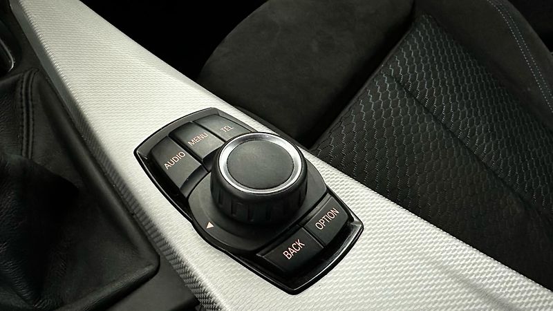 BMW Řada 3 M-PAKET/ 2 SADY GUM - fotka 29 z 44