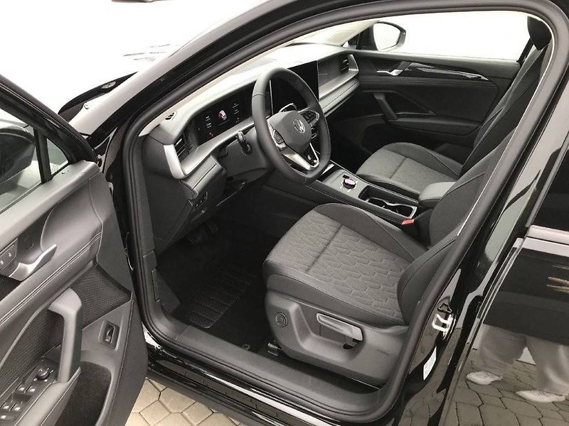 Volkswagen Tayron (2026) People 7DSG 2,0TDi - fotka 5 z 7