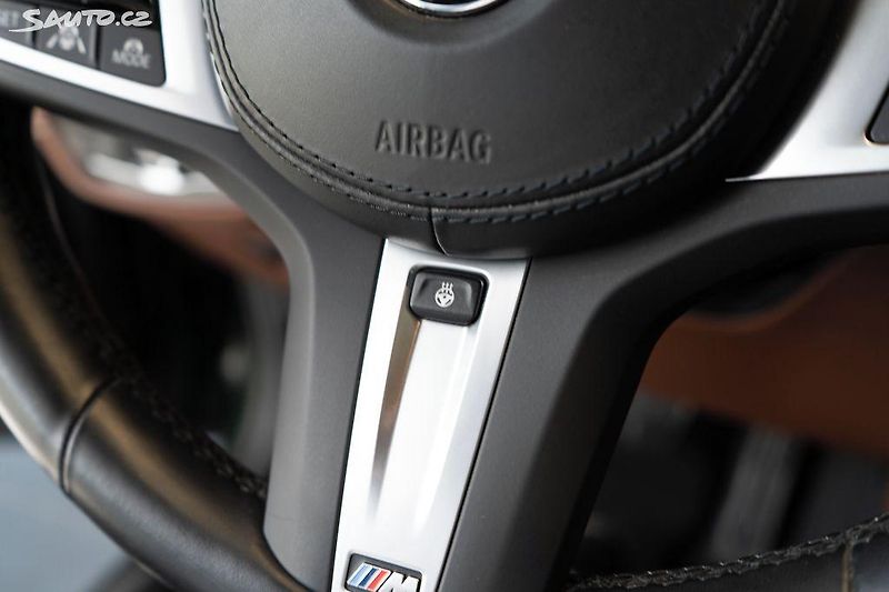 BMW Řada 5 (2021) 540d xDrive možný odpočet DPH - fotka 18 z 26
