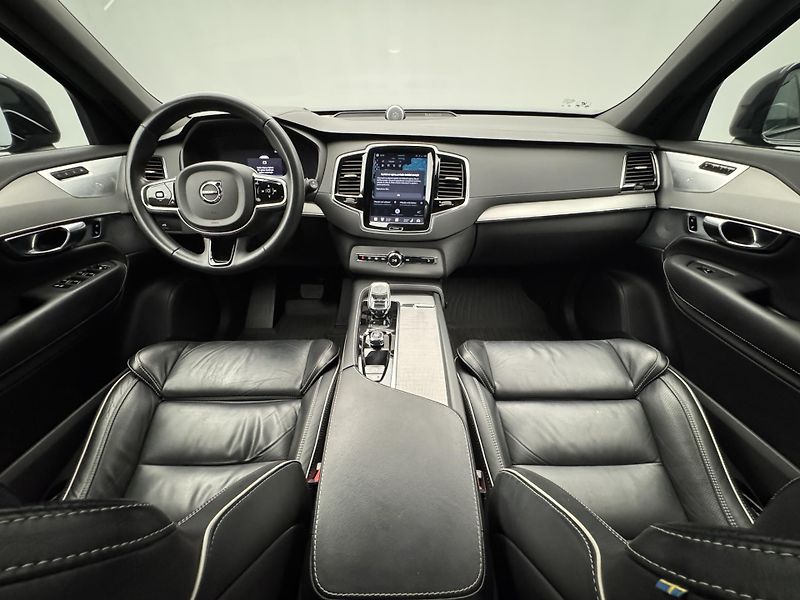 Volvo XC90 B5 AWD ULTIMATE AUT  - fotka 2 z 57
