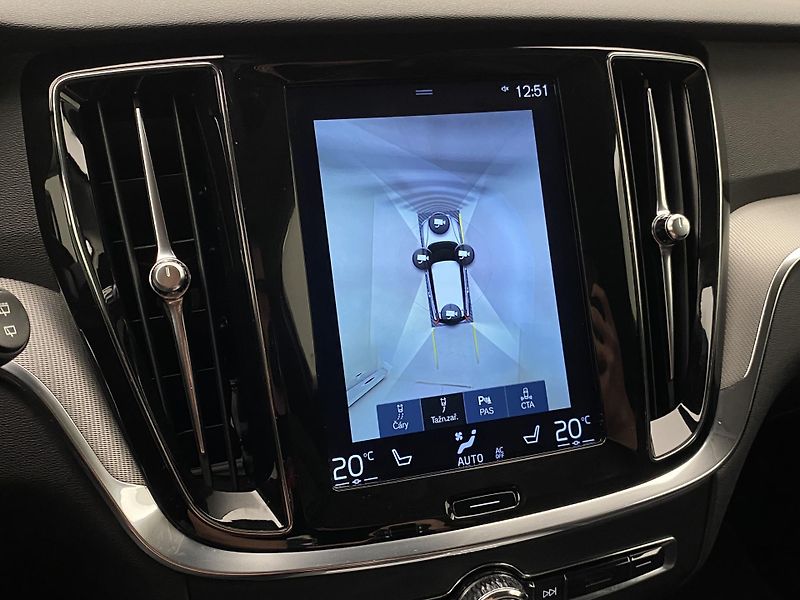 Volvo V60 D4 INSCRIPTION AUT REZERVACE - fotka 46 z 47