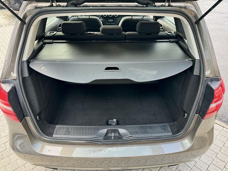 Mercedes-Benz Třídy B (2014) 220CDI 125kW AUT. SPORTPAKET! - fotka 17 z 19