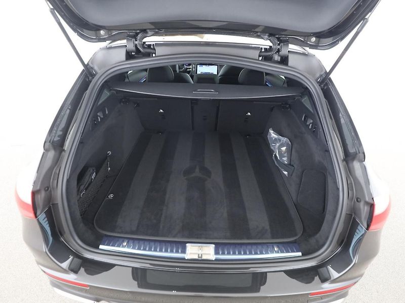 Mercedes-Benz Třídy E 220d 4M AMG 360 Pano DIGI.L Ta - fotka 14 z 15