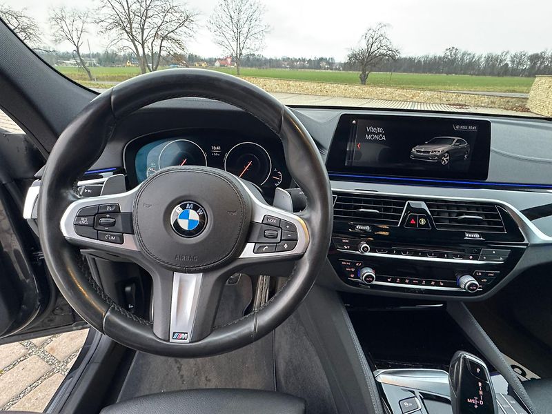 BMW Řada 6 630 GT XDrive Mpaket - fotka 17 z 22