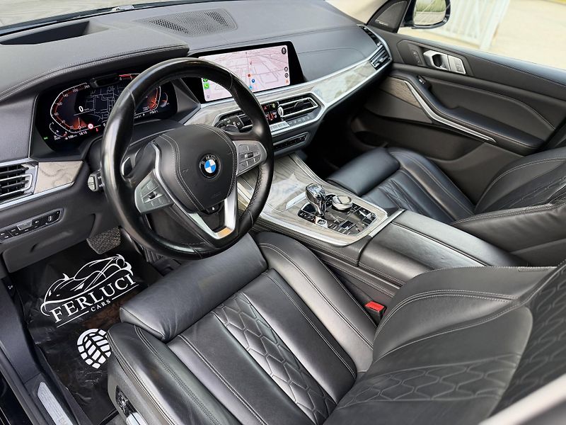 BMW X7 (2019) - fotka 11 z 25