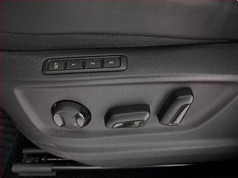 Škoda Kodiaq (2023) Sportline 2.0 TDI - fotka 17 z 26