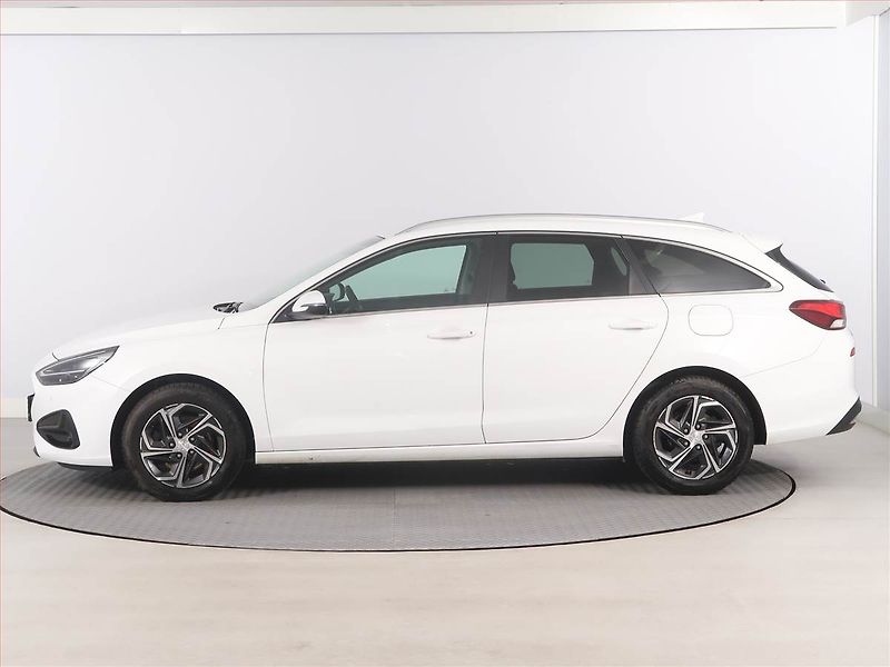 Hyundai i30 (2021) 1.6 CRDi, ČR,1.maj, Serv.kniha - fotka 3 z 17