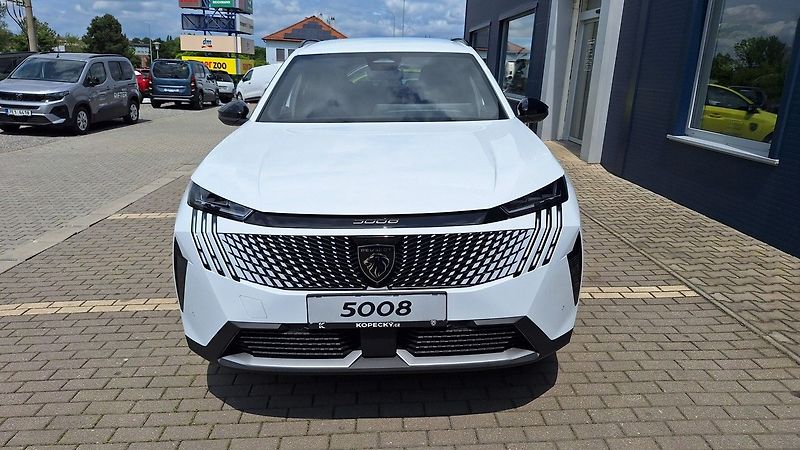 Peugeot 5008 (2025) ALLURE Hybrid 145 e-DCS6 - fotka 8 z 21