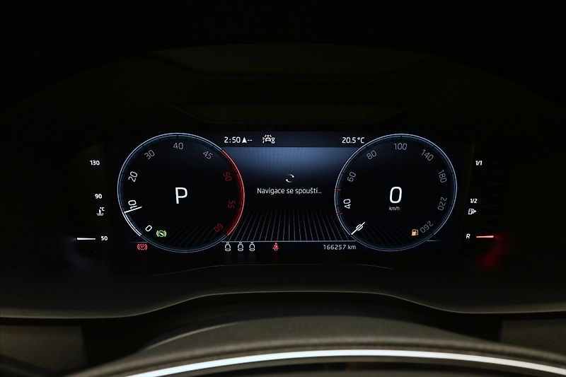 Škoda Kodiaq 2,0 TDI 110 kW DSG TAŽNÉ ZAŘÍZ - fotka 16 z 31