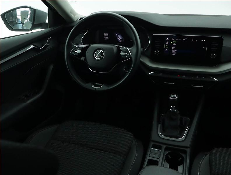 Škoda Octavia (2023) Ambition 2.0 TDI, ČR,1.maj - fotka 7 z 15