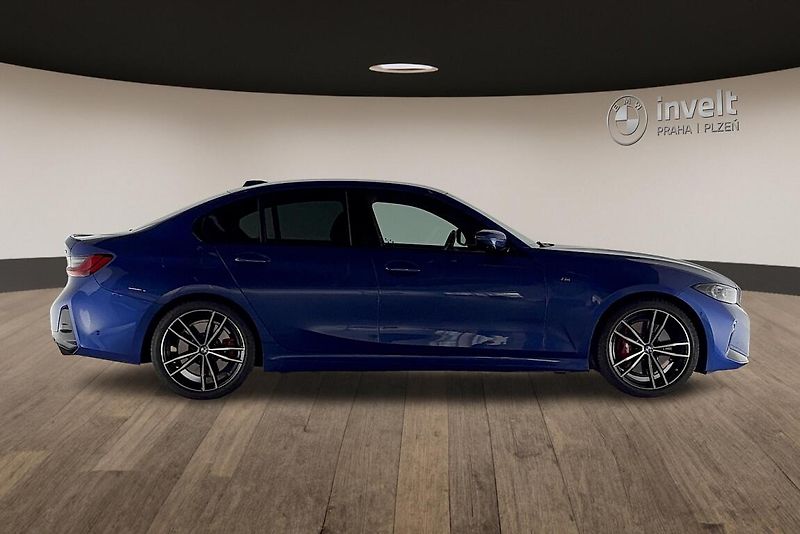 BMW Řada 3 řady 3 | 320d xDrive - fotka 2 z 13