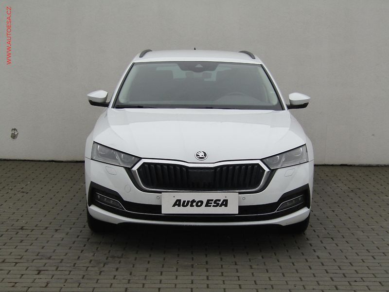 Škoda Octavia (2020) 2.0TDi, Style, LED, navi - fotka 2 z 21
