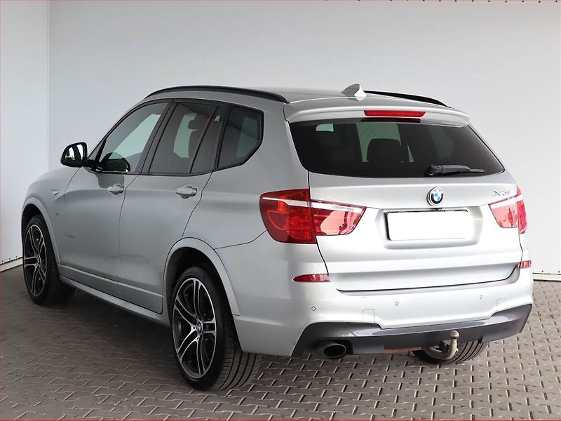 BMW X3 (2017) M Sport xDrive20i, 4X4 - fotka 4 z 23