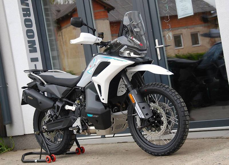 CFMOTO (2026) 1000MT-X Touring WHITE - fotka 2 z 25