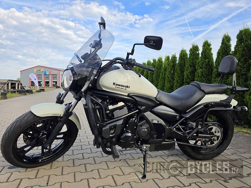 Kawasaki Vulcan S - fotka 13 z 21