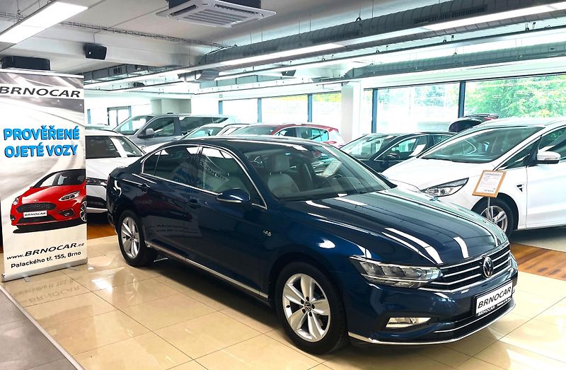 Volkswagen Passat 2.0TDI 110 kW BMT Elegance, ČR - fotografie inzerátu