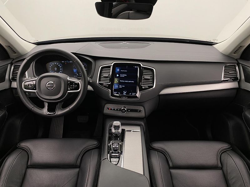 Volvo XC90 B5 AWD INSCRIPTION AUT CZ 7m - fotka 2 z 56