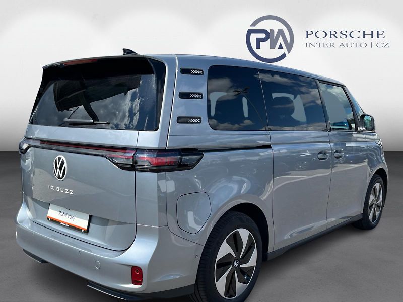 Volkswagen ID.Buzz Pro 79 kWh - fotka 2 z 24
