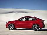 BMW X4.