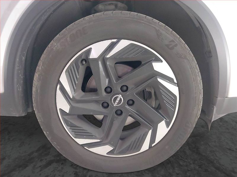BMW X2 (2024) sDrive20i - fotka 12 z 20