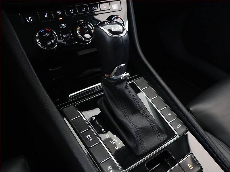 Škoda Superb (2018) 2.0 TDI, 4X4, Automat - fotka 11 z 21