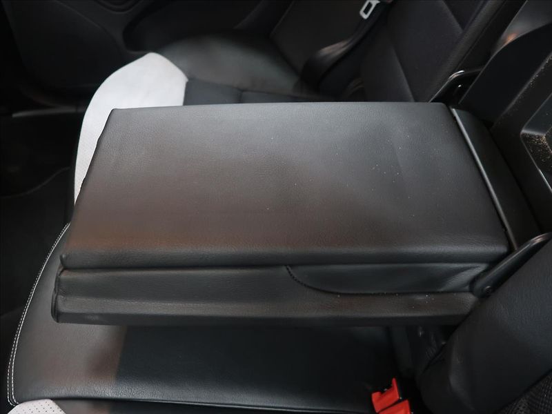 Škoda Octavia 2,0 TDI CR RS nezávislé topení - fotka 26 z 29