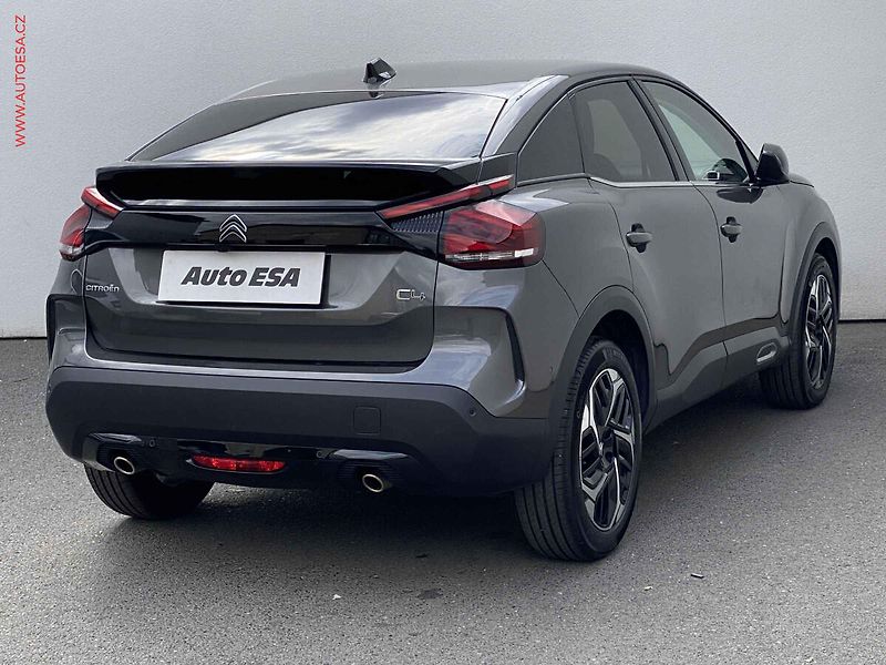 Citroën C4 (2023) 1.2PT, Shine, AT, navi - fotka 4 z 17