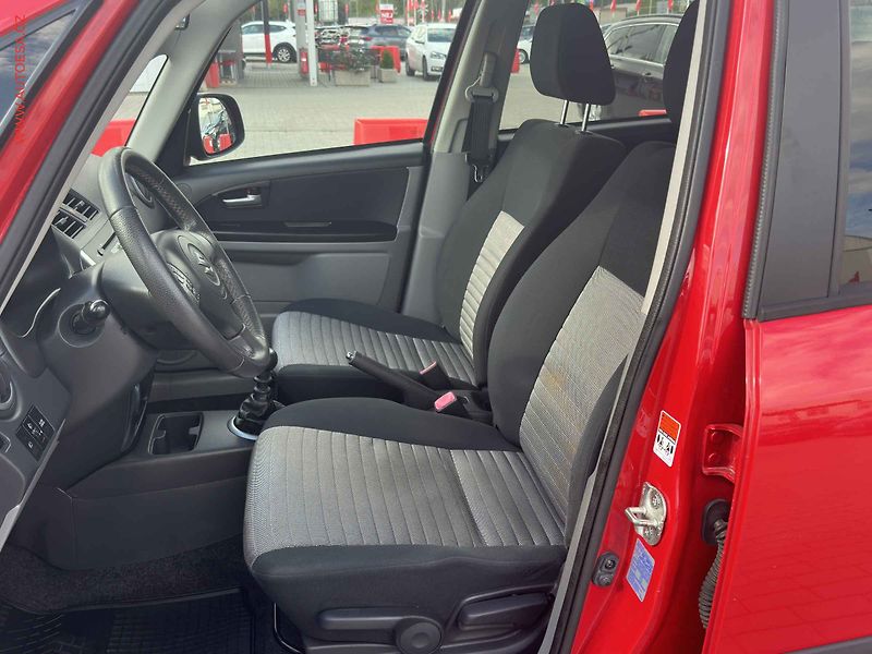 Suzuki SX4 (2009) 1.9 DDIS 4x4, servis.kniha - fotka 9 z 18