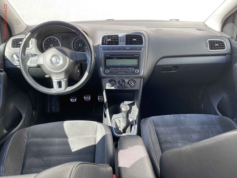 Volkswagen Polo (2011) 1.2 TSi, CROSS - fotka 8 z 18