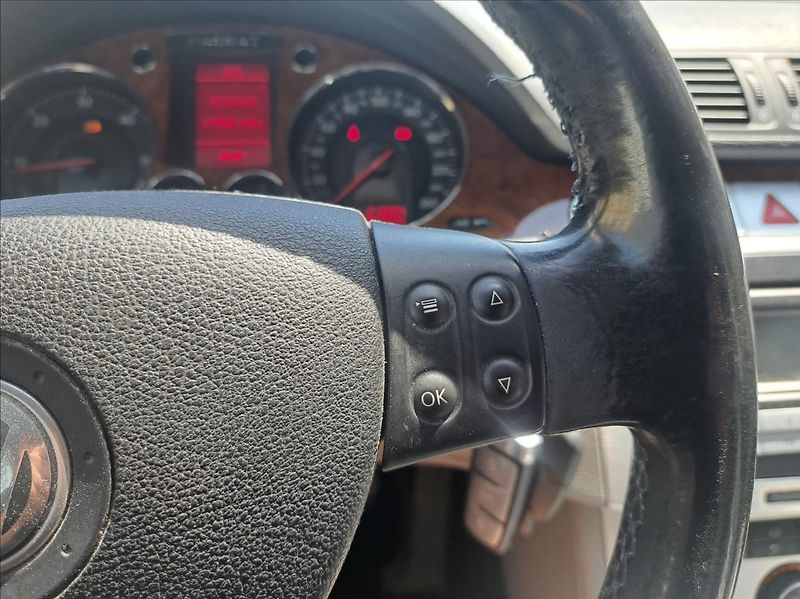 Volkswagen Passat 1,9 TDI - fotka 23 z 43