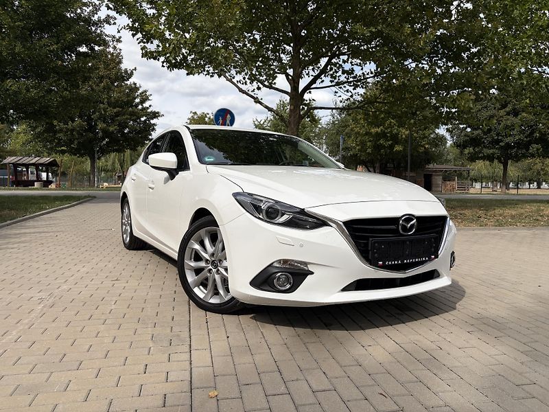 Mazda 3 2.0 Sports-Line - fotka 2 z 31