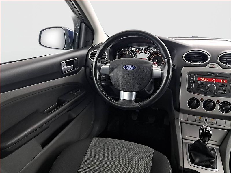 Ford Focus (2010) 1.8 16V, nová STK, v provozu - fotka 7 z 14