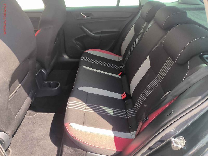 Škoda Rapid (2015) 1.2 TSi, Monte Carlo, xenon - fotka 10 z 18