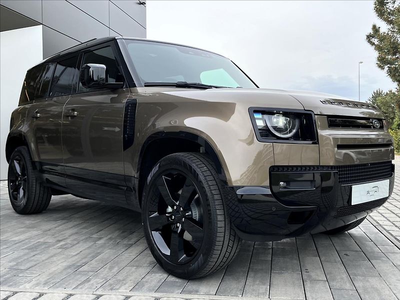 Land Rover Defender (2026) 110 D250 X-DYNAMIC SE - fotka 9 z 31