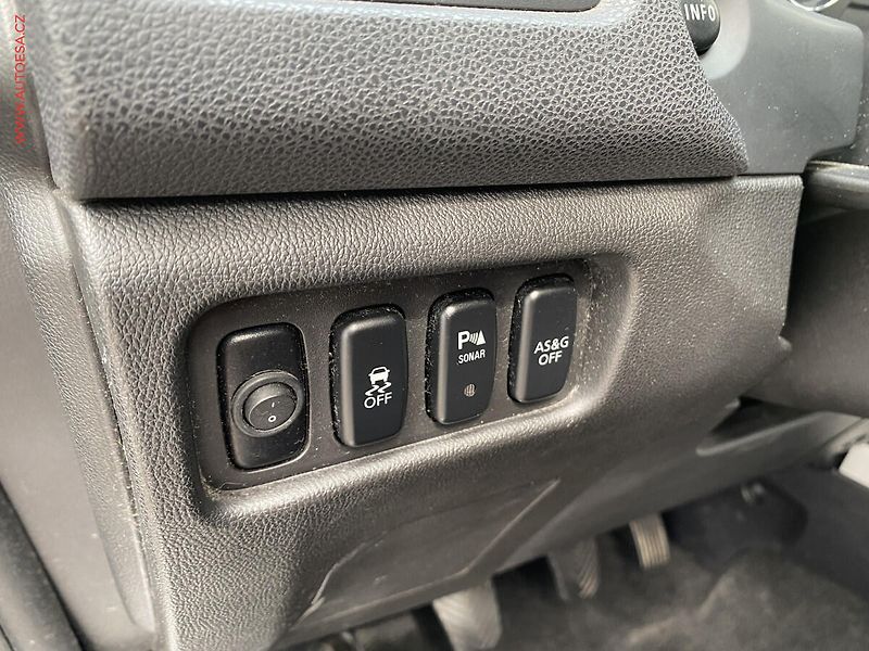 Mitsubishi ASX (2012) 1.8 DI-D, Panor, xenon - fotka 17 z 18