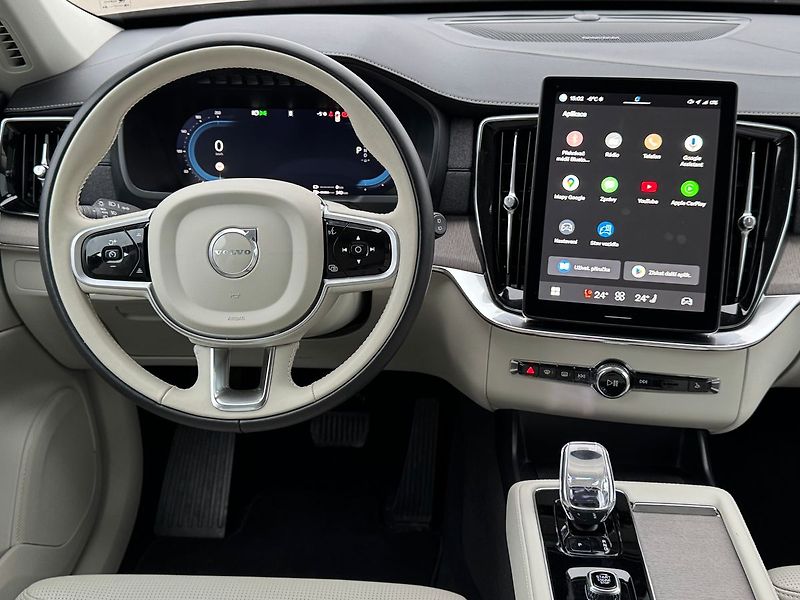 Volvo XC90 T8 PLUS, VENTILACE, 360°, VZDU - fotka 22 z 23